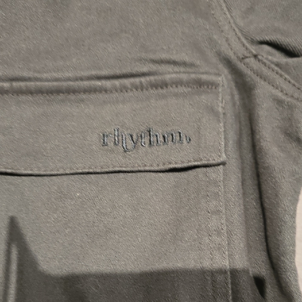 Rhythm Gray Long-Sleeve Romper - Picture 6 of 10